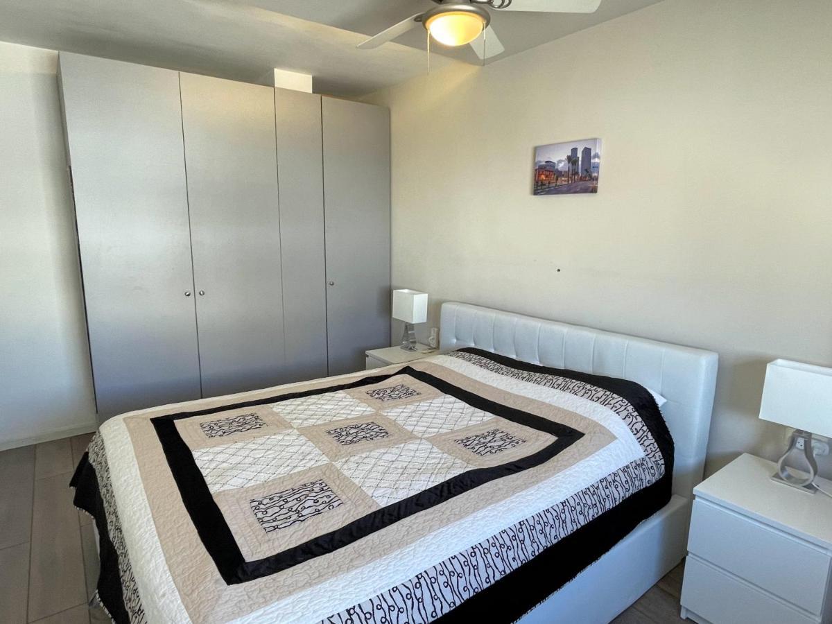 Beautiful 2-Bedroom Condo In The Heart Of 텔아비브 외부 사진